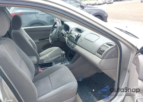 2005 Toyota Camry Le from USA, damaged, VIN 4T1BE32K35U036870